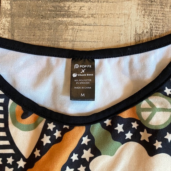 POP Fit Geometric Groovy 2 piece Tank and Shorts Set - Picture 2 of 15